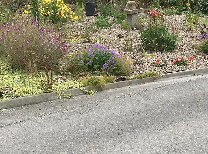 Teach Na Coille * Midleton